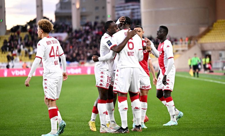 موناكو يكتسح أجاكسيو 7-1 في الدوري الفرنسي ويصعد للمركز الرابع