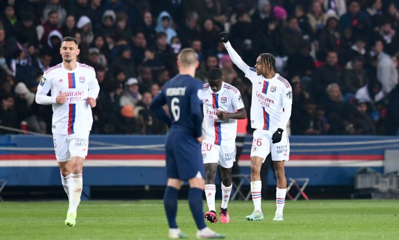 بالفيديو.. ليون يسقط باريس سان جيرمان على أرضه ووسط جماهيره 1-0 بالدوري الفرنسي
