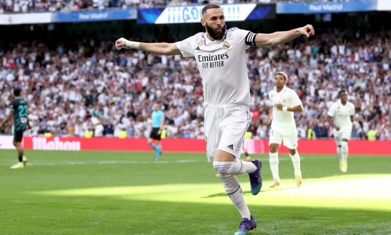 بالفيديو.. هاتريك بنزيما يقود ريال مدريد لعبور ألميريا 4-2 بالدوري الإسباني