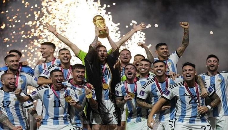 الأرجنتين تحافظ على صدارة تصنيف «فيفا» وفرنسا في المركز الثاني