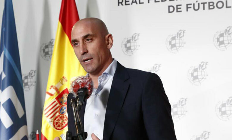 الاتحاد الإسباني يطلب الصفح بسبب سلوك روبياليس الغير لائق