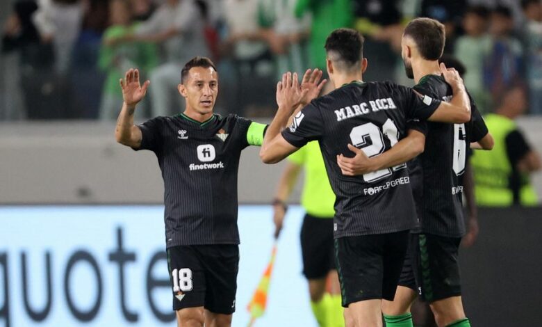 ريال بيتيس يعود من قبرص بفوز ثمين على ليماسول 1-0