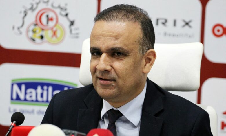 الشرطة التونسية تعتقل رئيس اتحاد الكرة بتهم تتعلق بالفساد
