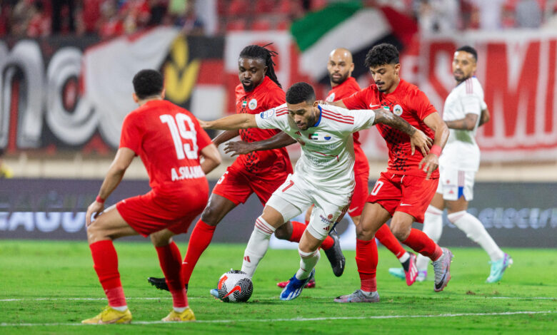 الشارقة والبطائح يتعادلان في مباراة مثيرة بالدوري الإماراتي