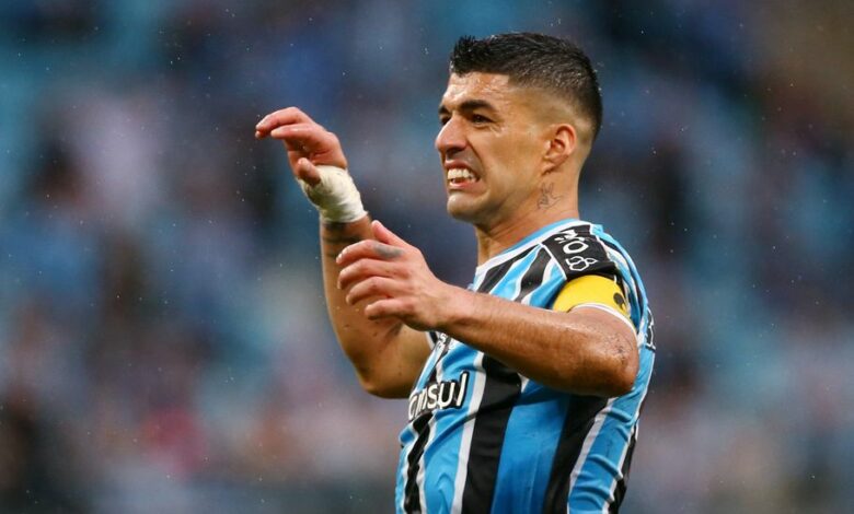 سواريز يعود لقائمة أوروجواي لأول مرة منذ مونديال 2022